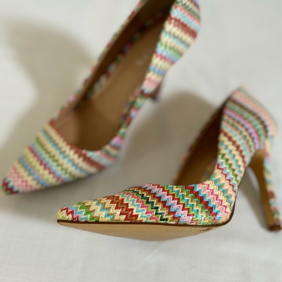 Charles David Multi Colour Pointed Toe Heels - Sz8 US - Picture 4 of 5